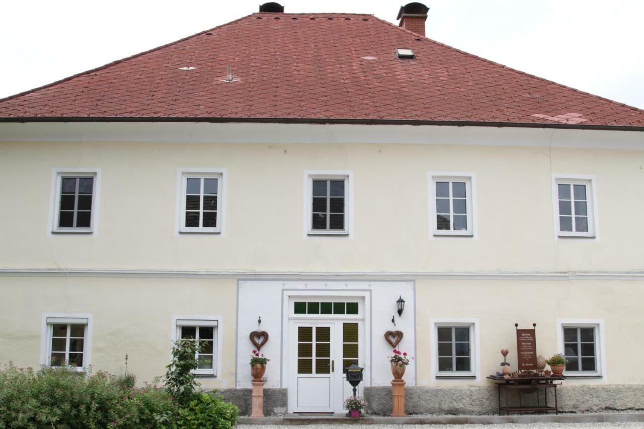Gutshof Bartl 1 Lägenhet Klagenfurt am Woerthersee Exteriör bild