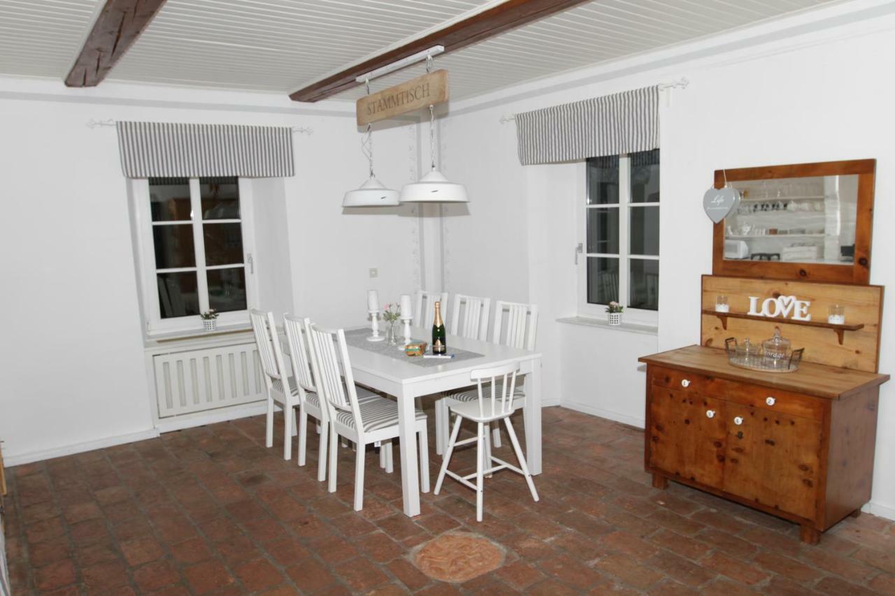 Gutshof Bartl 1 Lägenhet Klagenfurt am Woerthersee Exteriör bild